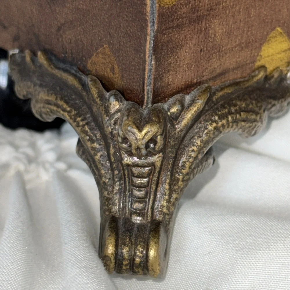 Vintage Fleur De Lis Broach Box Jewelry Casket Storage Box French Louis Rococo